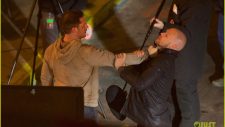 Tom Hardy gets bloody in a fight in ‘Venom’ set photos